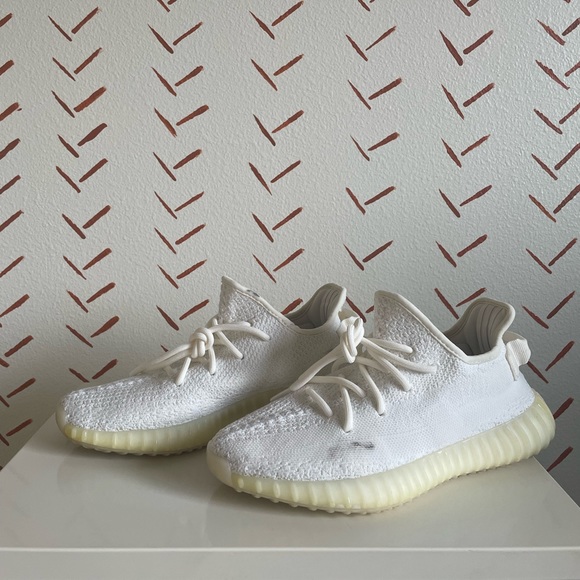 Yeezy Boost 350 V2, Cream White/Triple White - Picture 8 of 9